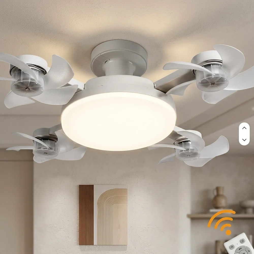 1) El FrescoSocket instalado en el techo de una habitación o cocina, encendido y con las aspas girando. 2) Detalle de la rosca E27 y de un brazo plegado junto a otro desplegado.